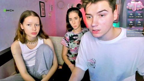 Daisy Baby with young couple in amateur lesbian webcam show, casual outfits