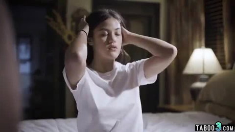 Teen babe in white tee grabs hair during taboo stepdad treatment