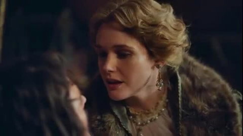 Greta Ferro and Sai Bennett in intimate lesbian scene from El Turco 2025