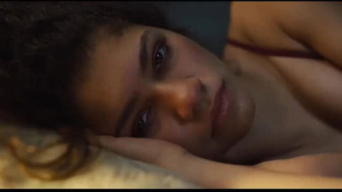 Hunter Schafer nude boobs in Euphoria Jules bed scene