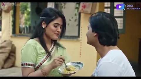 Busty Indian Joru Ka Gulaam feeds man in saree, sparking passion