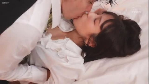 Hot Japanese CEO Misumi Nene kissed passionately in bed by suited man