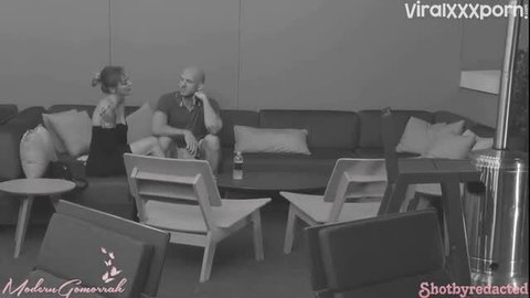 Hotwife Moderngomorrah chats intimately with bald hunk on couch