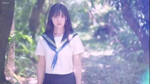 Inoue Momo JAV debut in sailor schoolgirl uniform in forest