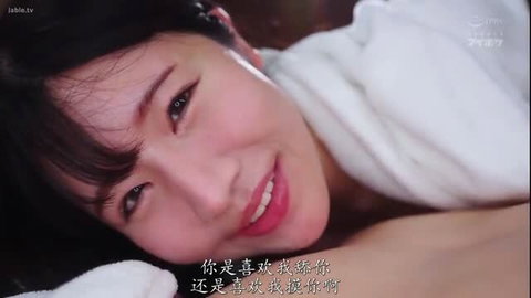 Sakai Miyuki smiling in bathrobe, close-up JAV thumbnail