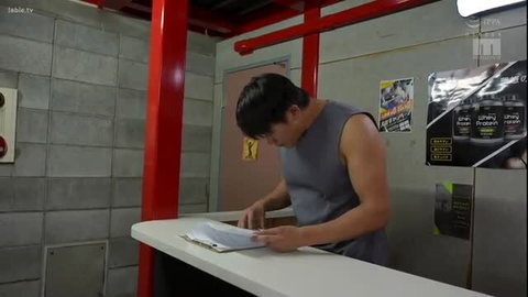 Shinoma Yu kissing passionately, neck arched, big tits gym wife tease