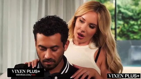 Savannah Bond seduces stud, blonde MILF grabs his shoulders