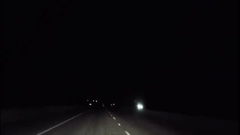 Night drive on 900 mile journey to Arizona with shortest girl
