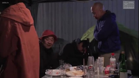 Japanese wife shared in camping tent with neighborhood men, JAV creampie scene