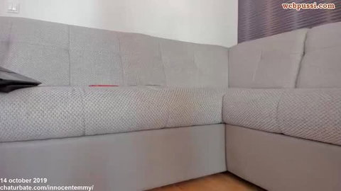 innocentemmy on empty couch, amateur webcam thumbnail