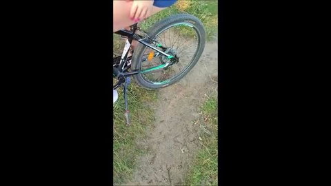 Sexy cyclist outdoors gets cum in mouth during public blowjob