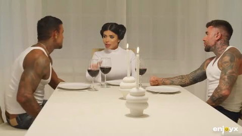 Sara Retali as Princess Leia seducing two muscular tattooed men at dinner table