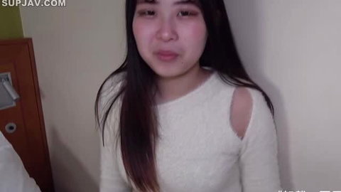 Asian girlfriend in white sweater, softcore amateur look