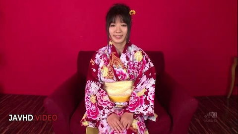 Japanese woman in kimono performing oral sex and threesome creampie
