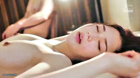 Miu Shiromine nude lying on bed with male partner in JAV scene