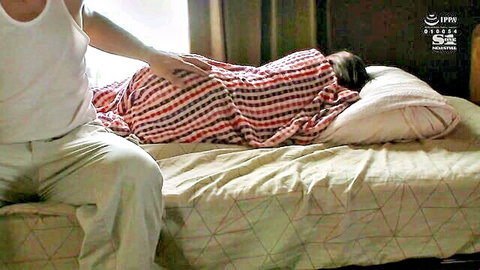 Yura Kano in bed with middle-aged man touching her intimately under blanket