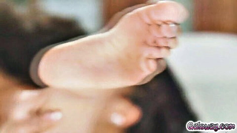 Kira A soft foot close-up in lesbian tribbing scene